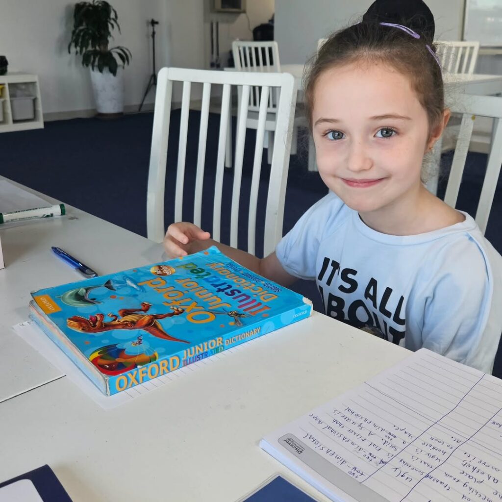 Why Online Classes in UAE Are the Smartest Choice