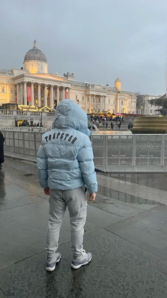 How Kurtka Trapstar Makes Ordinary Outfits Stand Out