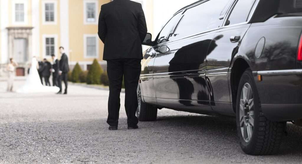 Best Limo Service Near Me for Prom Nights and Special Events