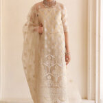 Mastering Color Combinations in Silk Dresses for a Timeless Look Mastering Color Combinations in Silk Dresses for a Timeless Look