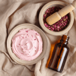 她停止购买昂贵护肤品的那一天 — The Day a Chinese Buyer Discovered Pakistan’s Rose Secret