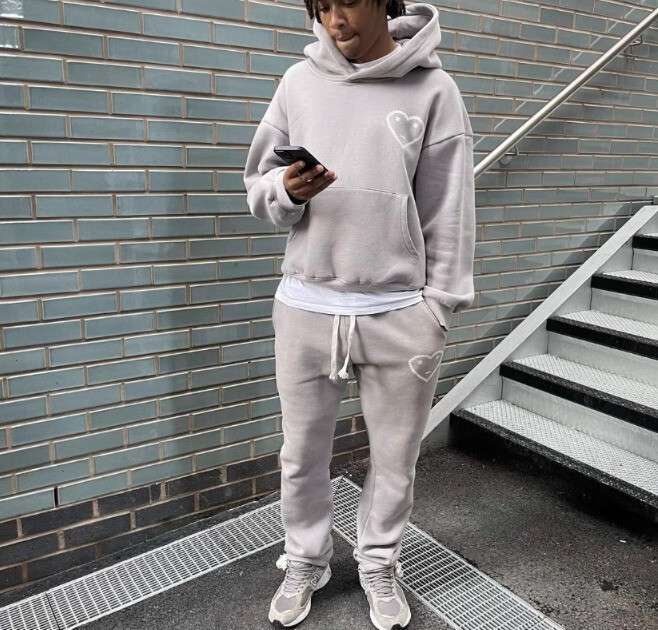 Why Carsicko Tracksuits Are Loved by Fashion Influencers Why Carsicko Tracksuits Are Loved by Fashion Influencers