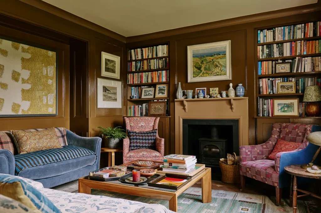 The Secret to a Clutter-Free Guest Room