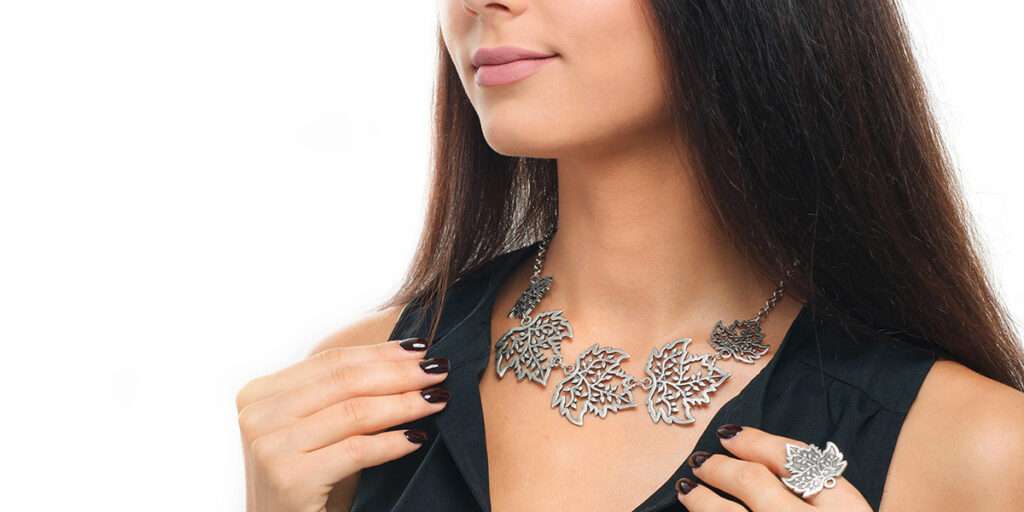 How Do You Choose the Perfect Jewellery Set for a Wedding?