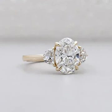 Understanding Lab Grown Diamonds: A Basic Guide for Smart Diamond Buyers