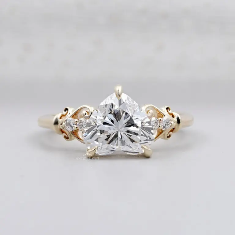 The Romance of Vintage Engagement Rings: Timeless Beauty That Never Fades