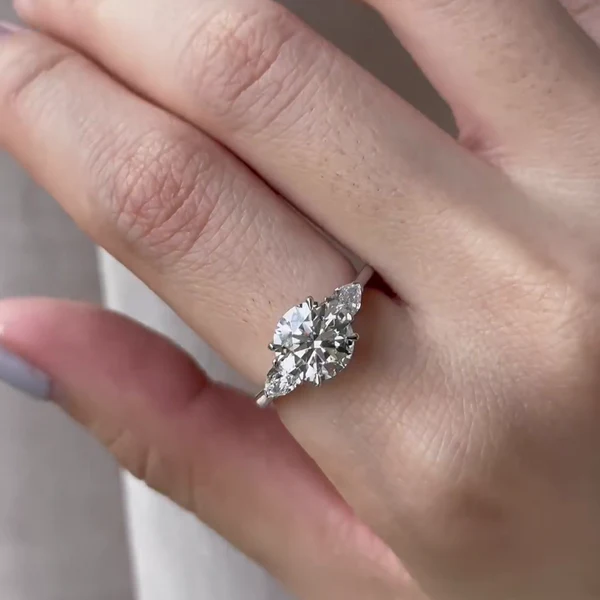 Understanding Lab Grown Diamonds: A Basic Guide for Smart Diamond Buyers Understanding Lab Grown Diamonds: A Basic Guide for Smart Diamond Buyers