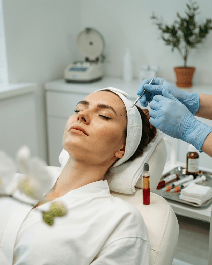 Vampire Facelift in Dubai: Achieve a Natural Glow Vampire Facelift in Dubai: Achieve a Natural Glow