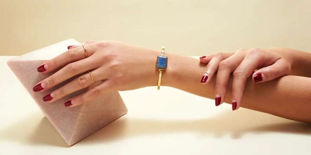 Common Mistakes to Avoid When Buying Gold Bangles for Women