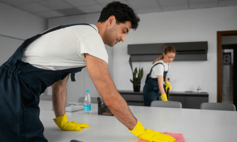 Office Cleaning in London: Common Cleaning Challenges and Solutions