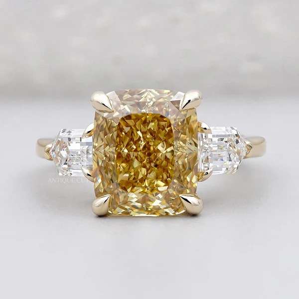 Yellow Diamond Engagement Ring Buying Tips for Smart Shoppers Yellow Diamond Engagement Ring Buying Tips for Smart Shoppers