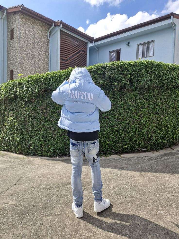 Trapstar Jacket: Everyday Performance with A Stylish Edge