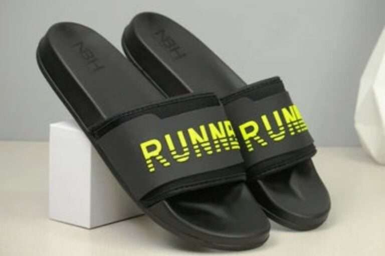 Men's Slippers Guide Pakistan: How to Pick Comfort & Durability (2026) Men’s Slippers Guide Pakistan: How to Pick Comfort & Durability (2026)