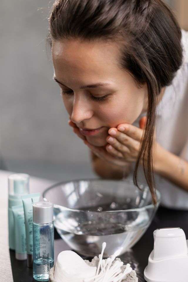 Tips to Keep Skin Calm and Hydrated Between Sessions Tips to Keep Skin Calm and Hydrated Between Sessions