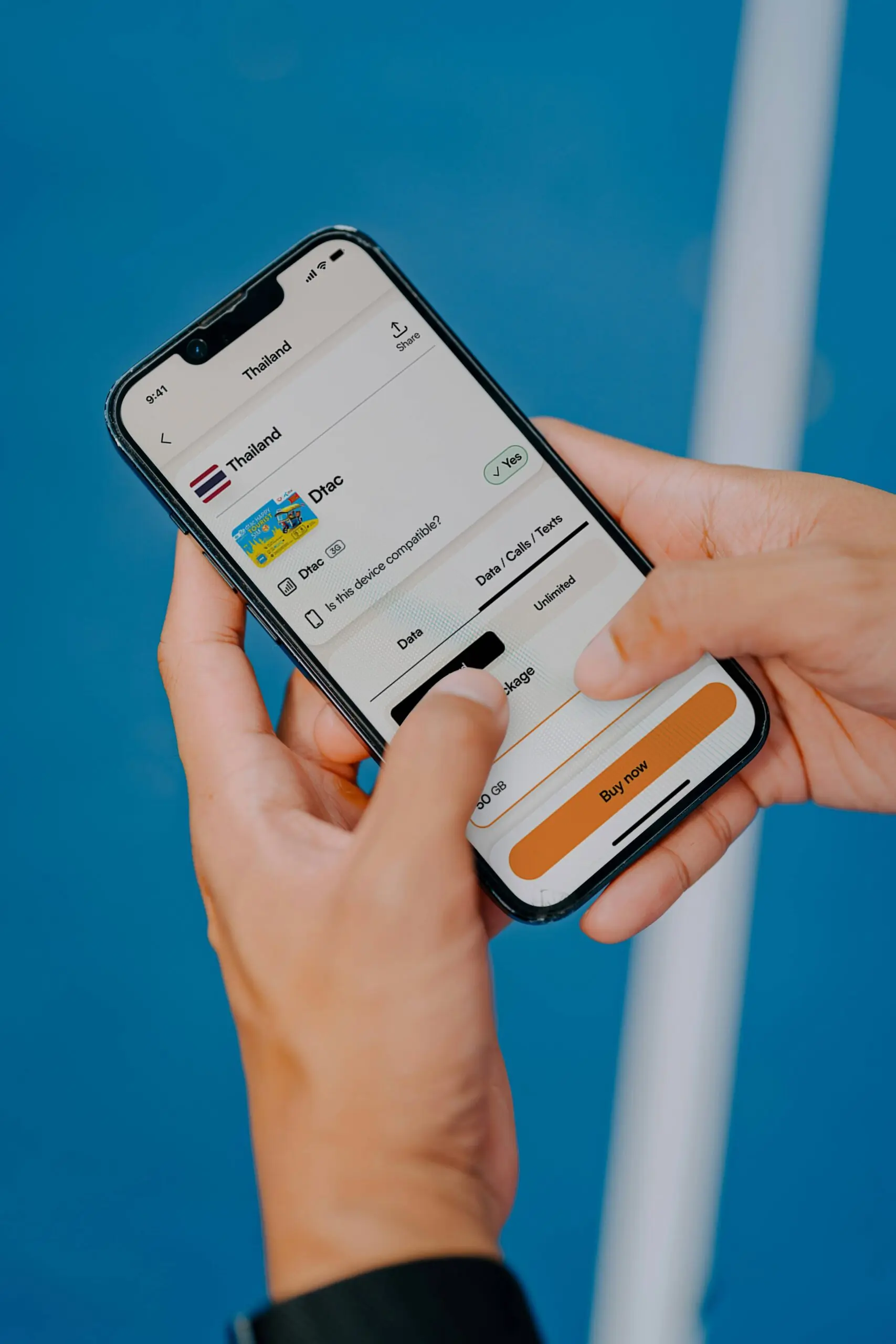 How to Choose a Travel eSIM When Visiting Countries With Different Network Coverage