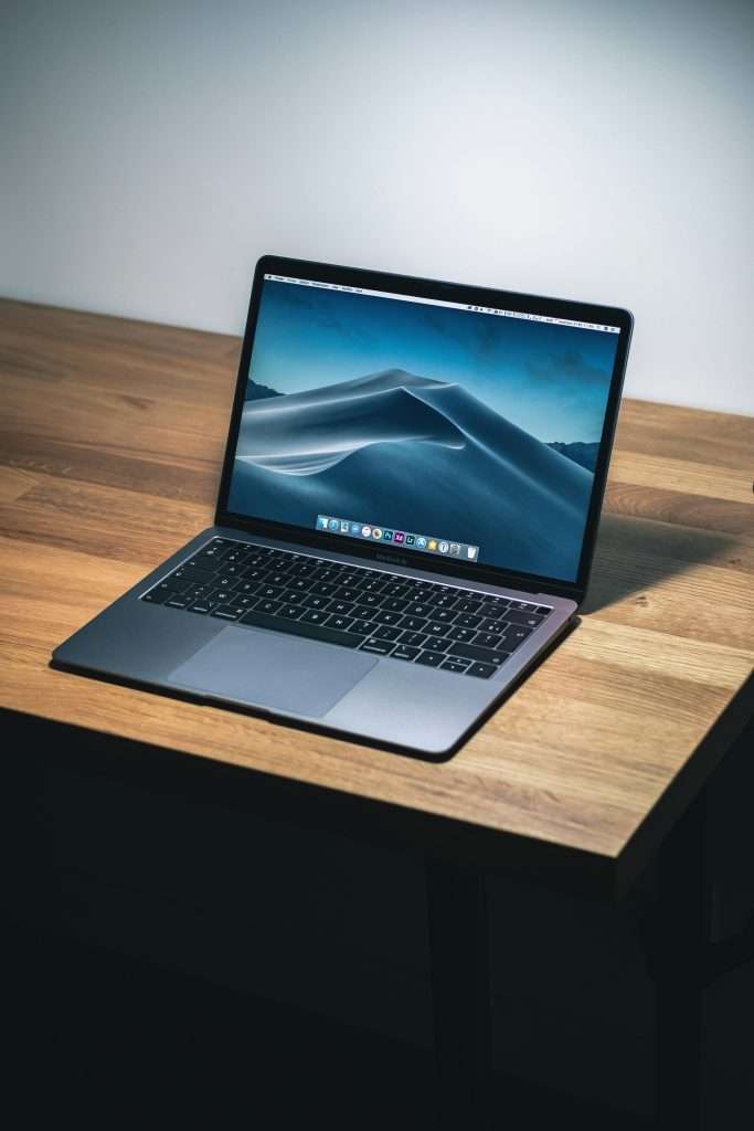 How to Choose the Right Business Laptop in Pakistan