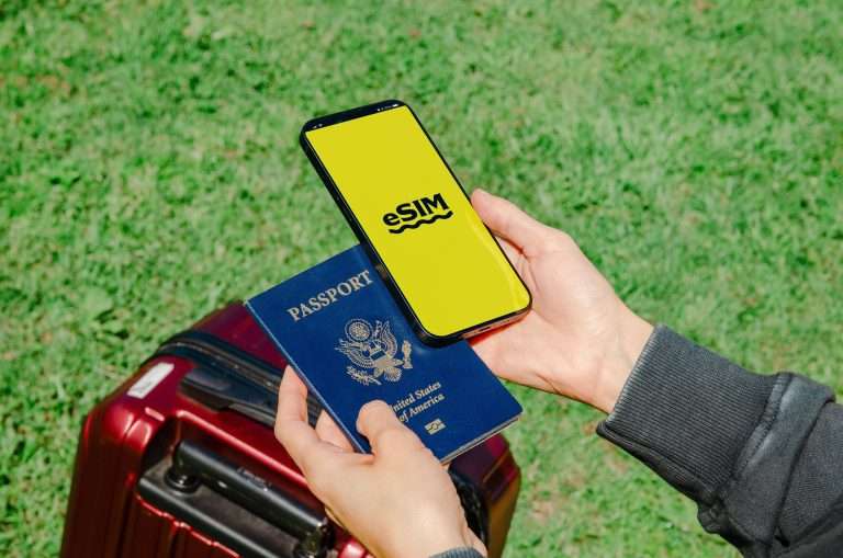 eSIM vs. International Roaming: Which Is Better for Frequent Travelers?